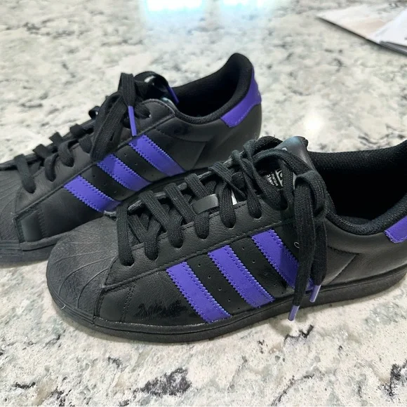 Adidas Superstar Black and Purple Leather Shoes Size 8.5 - Picture 6 of 7
